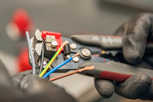 Best Electrical Troubleshooting Services  in Brewster, OH